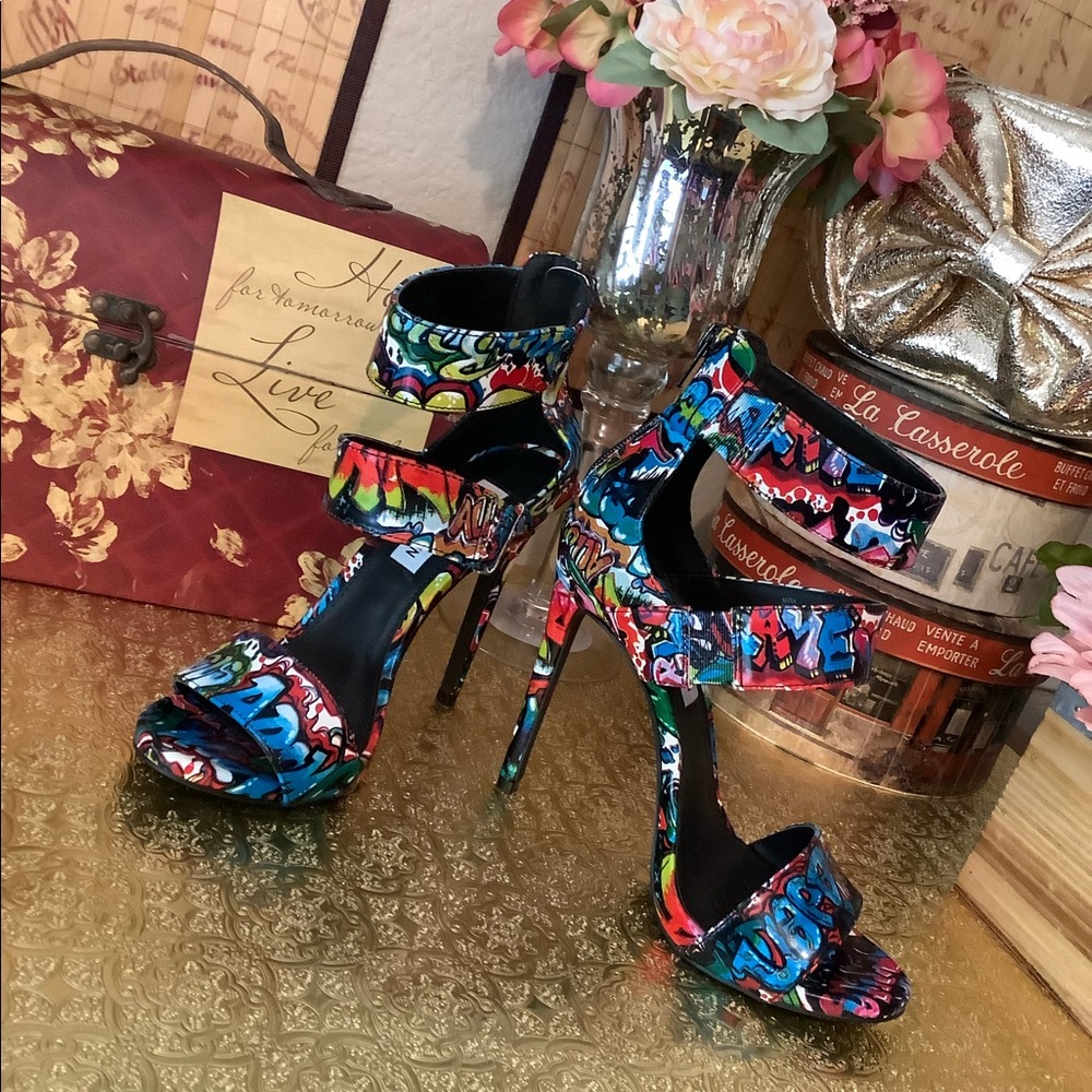 COPY - Nwot super stylish graffiti heels from Steve Madden